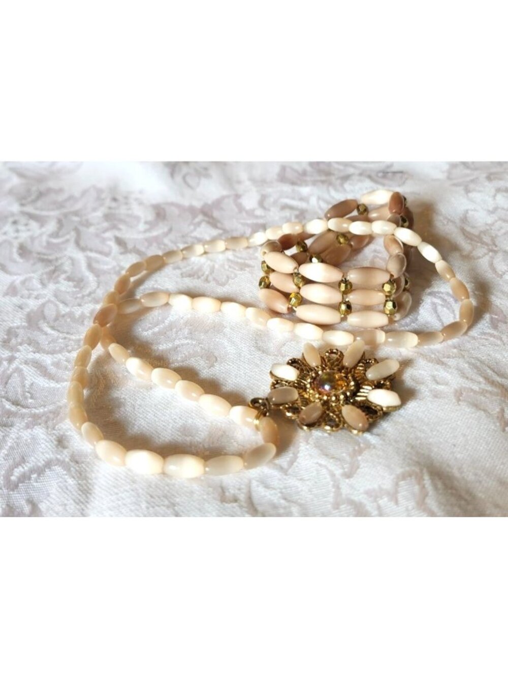 Vintage Moonglow Bead Necklace & Bracelet Set With Gold-Tone Floral Pendant Acce - Picture 4 of 8